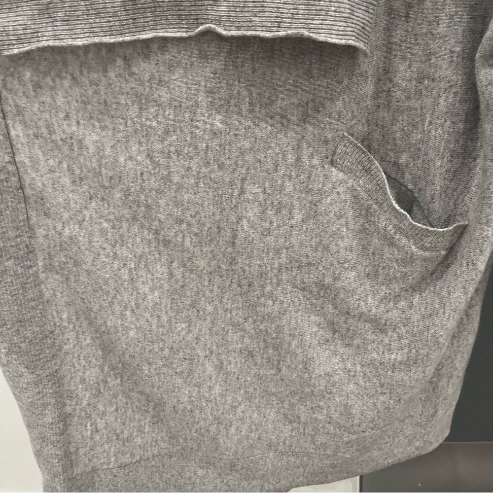 SOLD NWT Hatch 100% Cashmere Knit Airplane Cardigan Heather Gray Long Duster - Picture 8 of 12